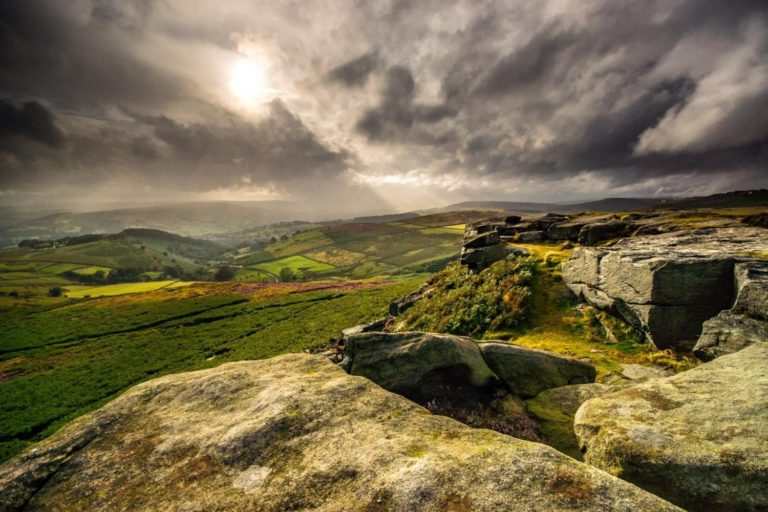 Amazing Hathersage and Stanage Edge Walk (6 miles)