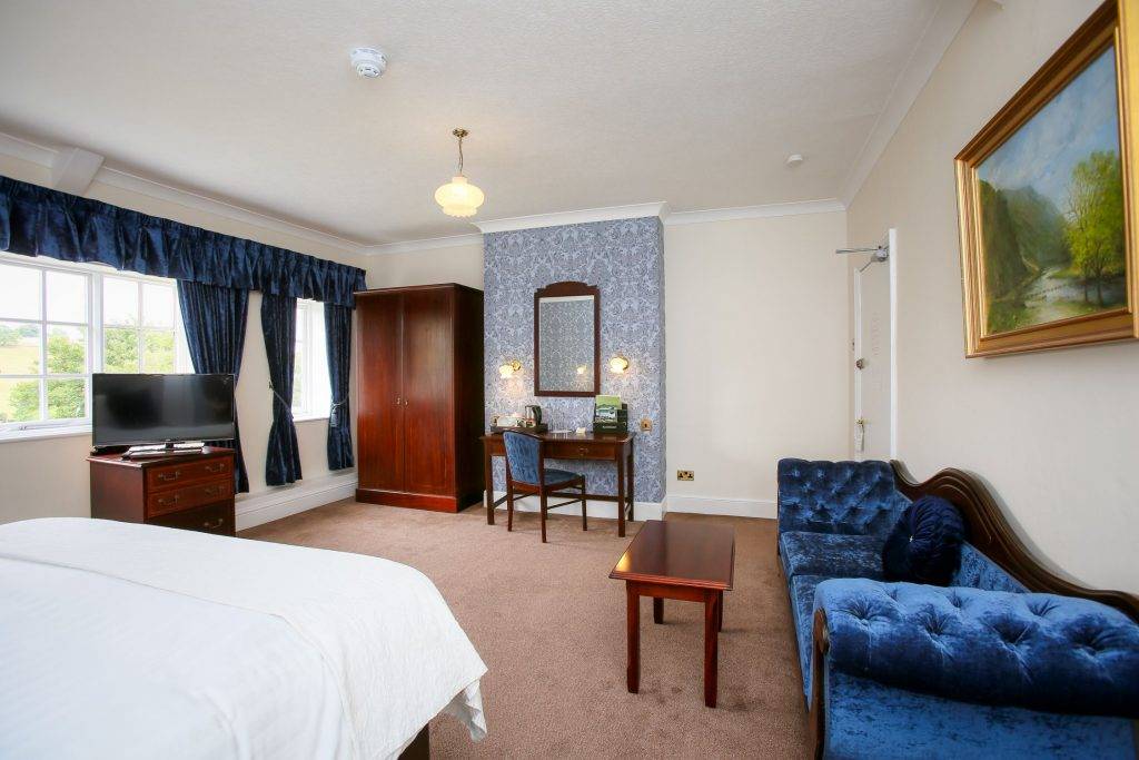 Izaak Walton Hotel