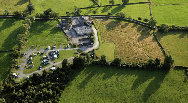 Best Peak District Campsites : Upper Hurst Farm