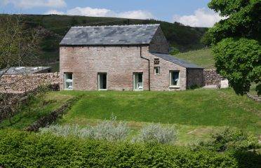 dog friendly accommodation peak district