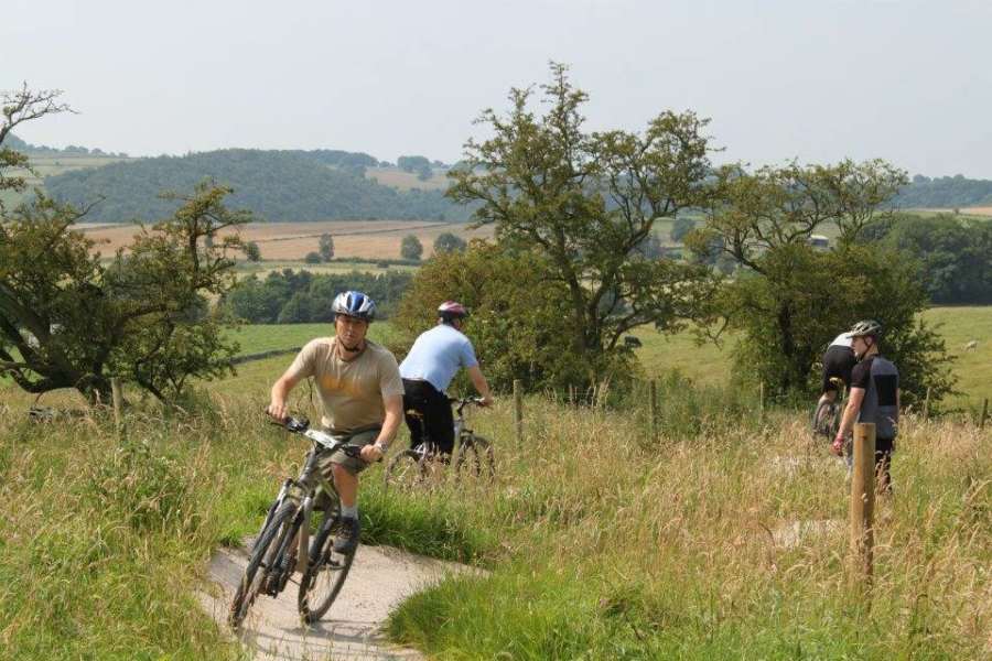 Outdoor activities Peak District 