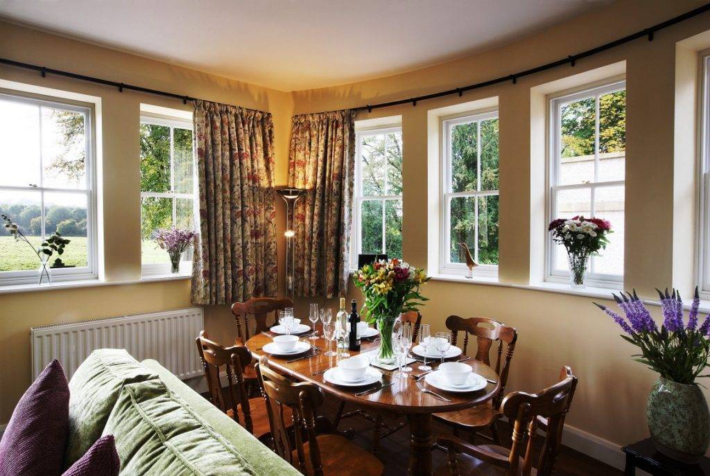 Hopton Hall Holiday Cottages 9