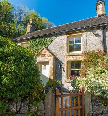 The Top 100 Most Beautiful Peak District Holiday Cottages