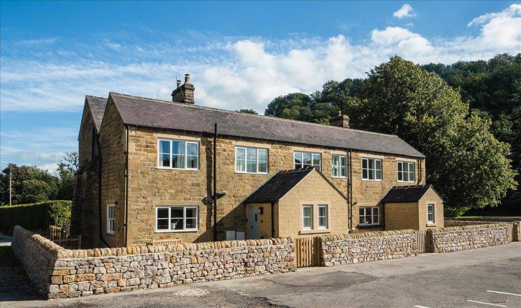 Holiday Cottages in Bakewell : Riverside Cottages, Bakewell