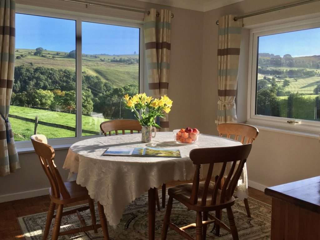 Peak District cottage : The Orchards at Ilam