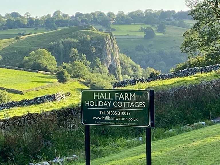 Peak District Cottages : Hall Farm Holiday Cottages, Wetton