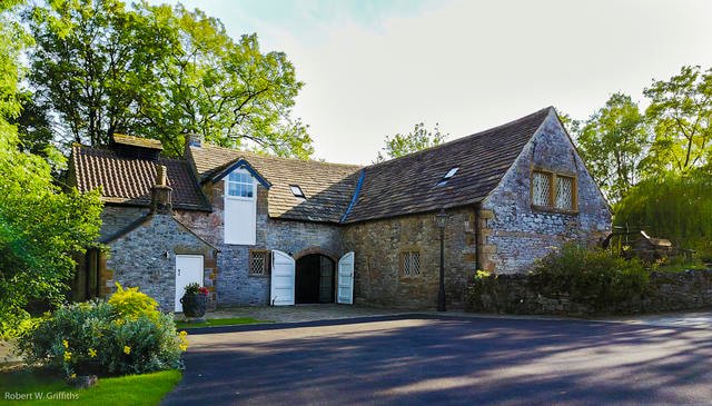 Best Peak District Cottages : Ashford Mill