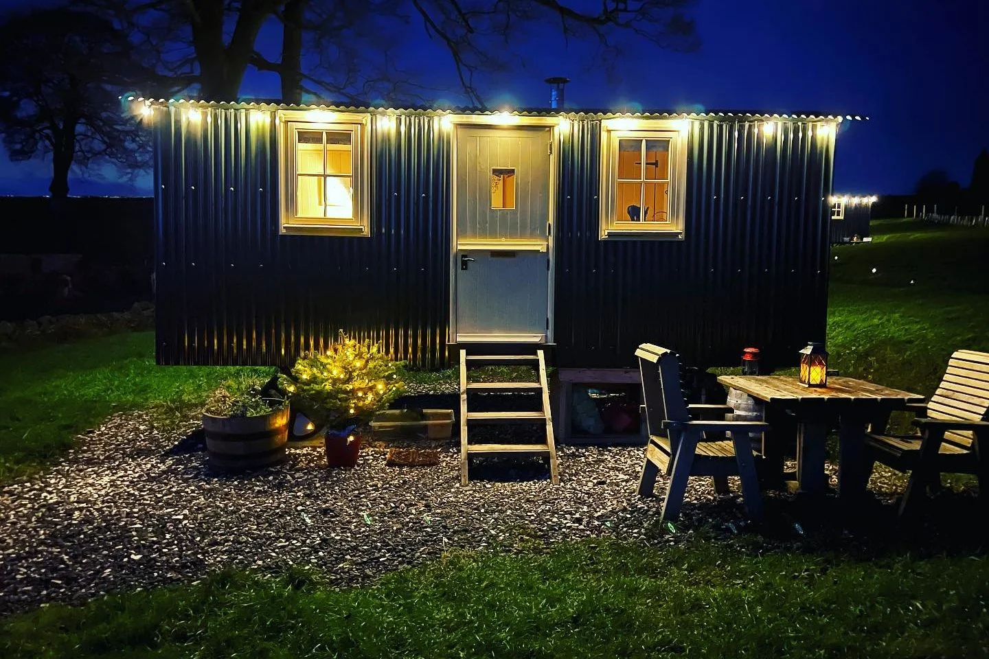Huts In The Peak 4