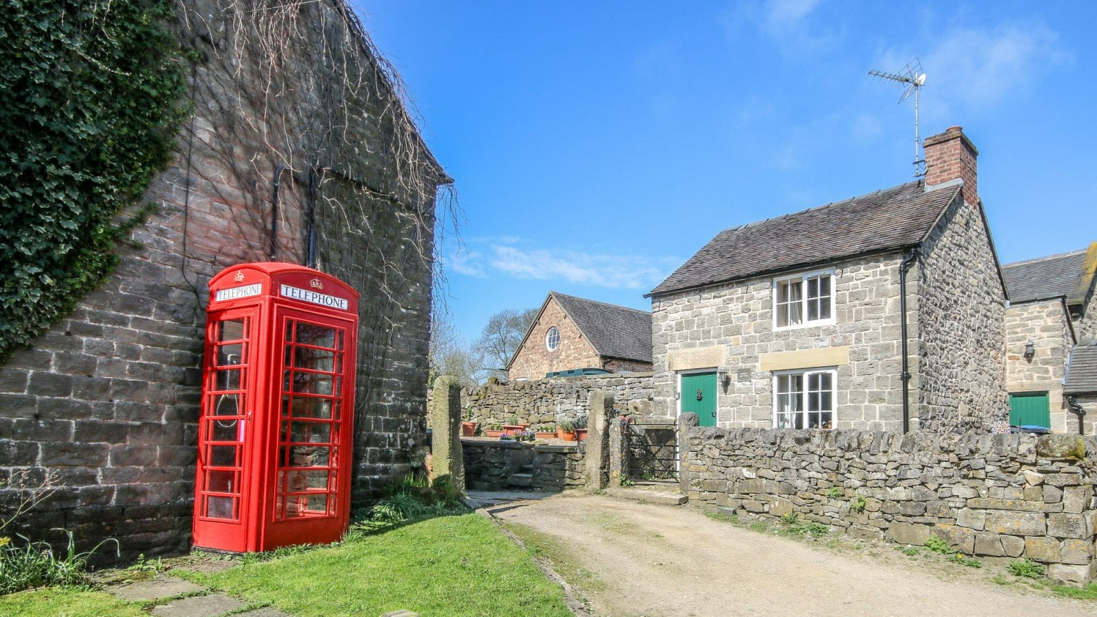 Tissington Village