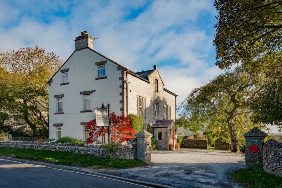 Castle Cliffe 4