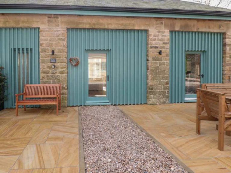 Holly Cottage in Bradfield, Peak District