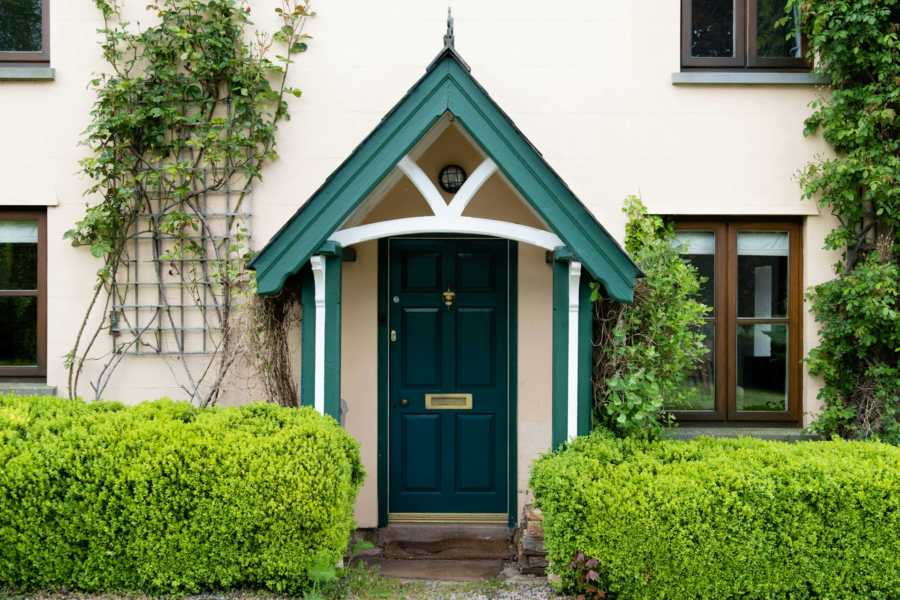 Stay in the Peak District | Peak District Holidays