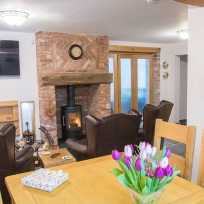 Horseshoe Cottage