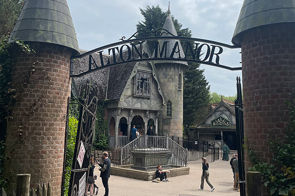 Alton Towers: The Curse at Alton Manor